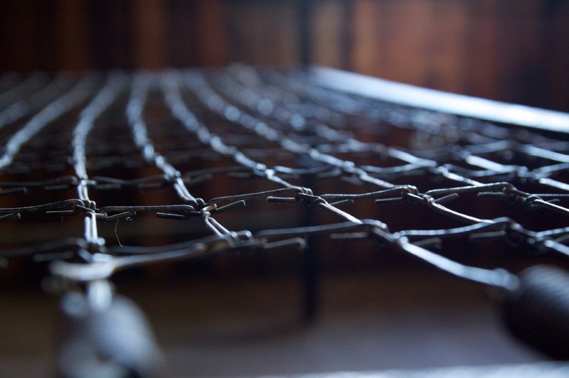 bed-springs bed-springs