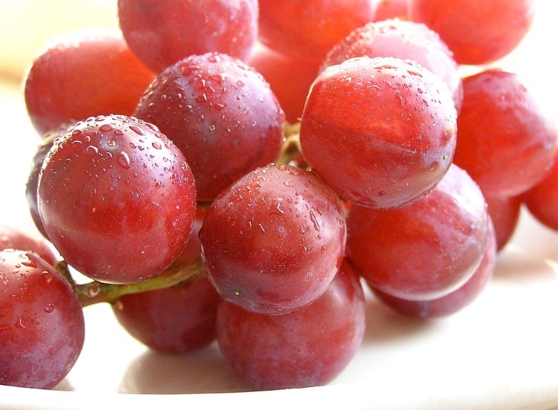 2-grapes grapes