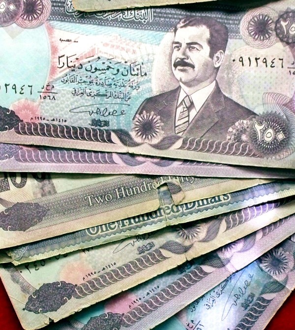 saddam-on-money