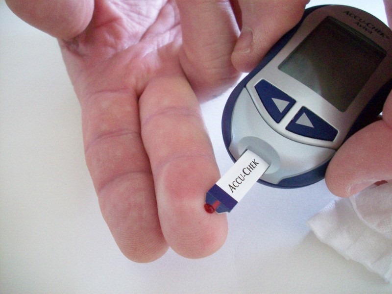 checking-blood-sugar